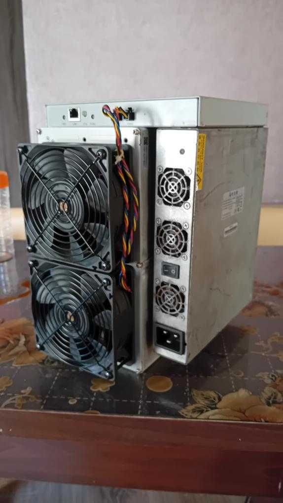 ASIC Miner Canaan Avalon A1246 – 90TH/s