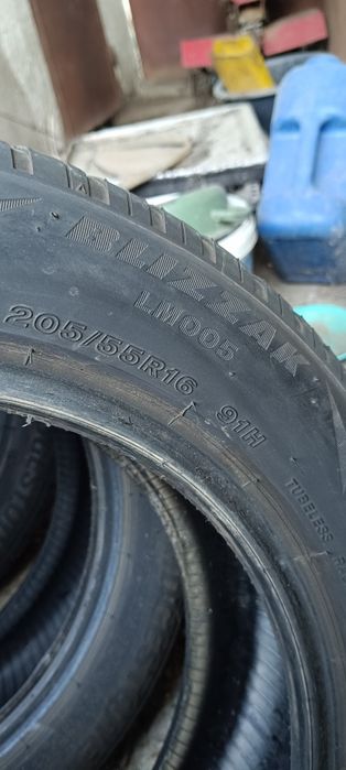 Set 4 anvelope iarna Bridgestone 205 55 16