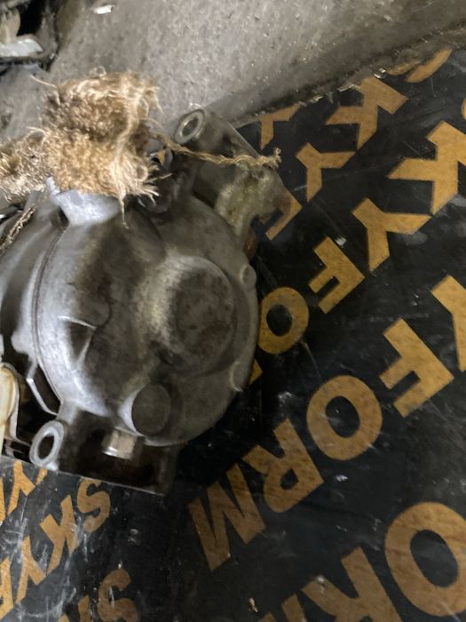 Toyota Land Cruiser 2.8D 2018 година Компресор Климатик