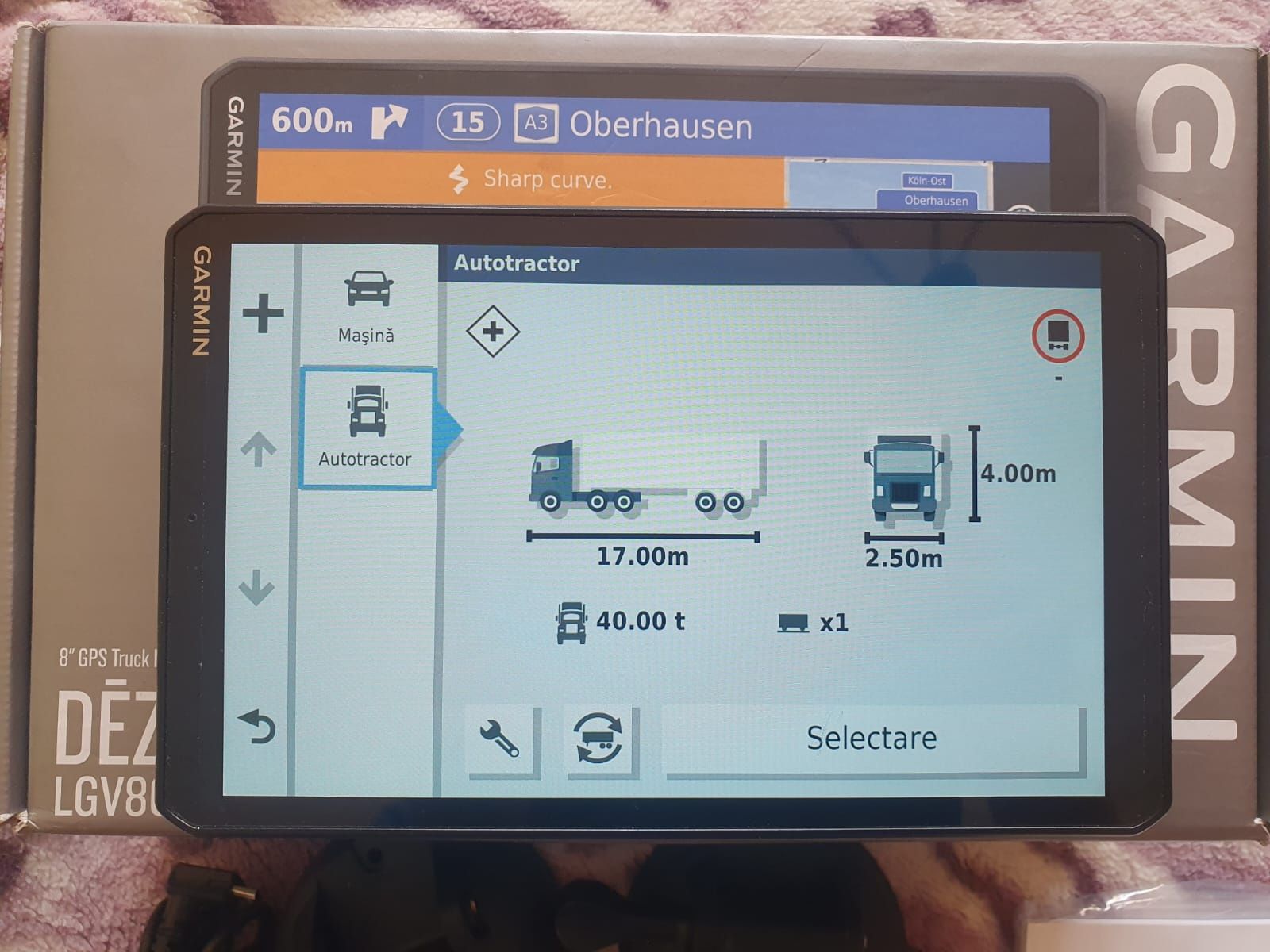 Sistem de navigatie camioane Garmin GPS Dezl LGV800 MT-D , Ecran 8"