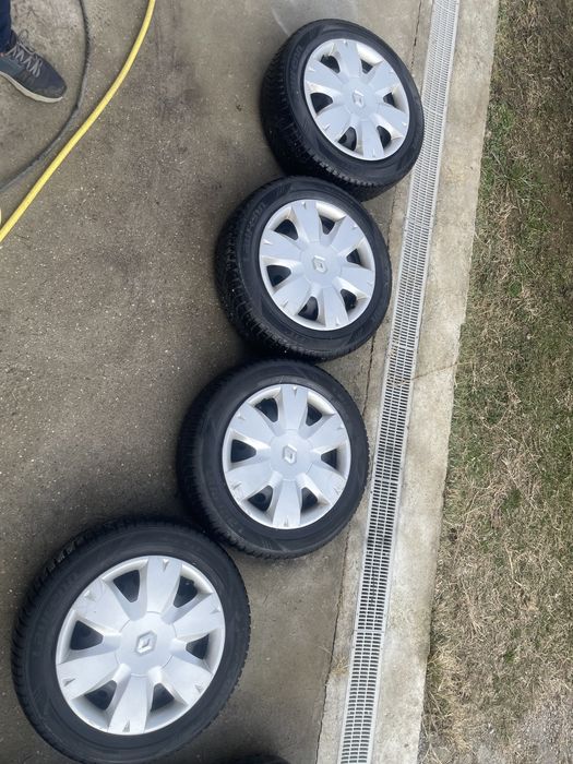 Roti complete de iarna Dacia Renault laufenn 185/60/15