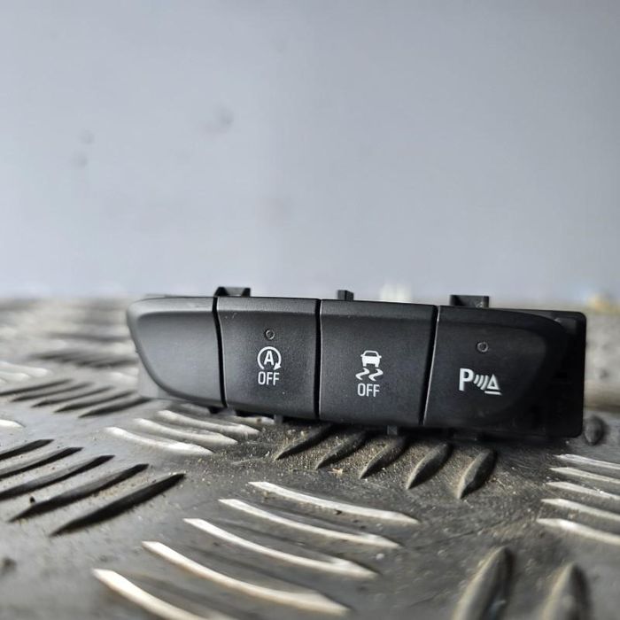 Panou butoane ESP PDC Opel Astra K