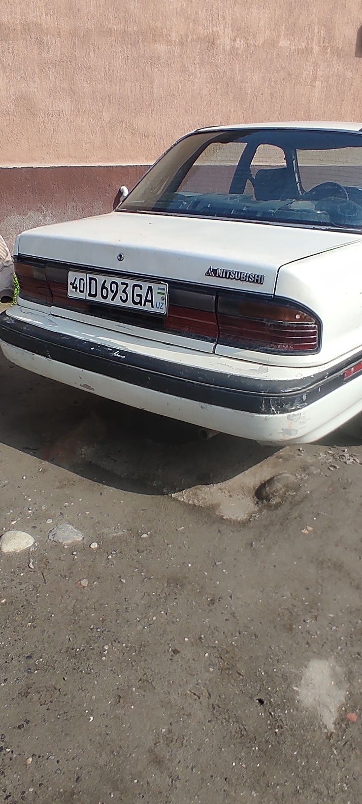 Mitsubishi сотилади срочно