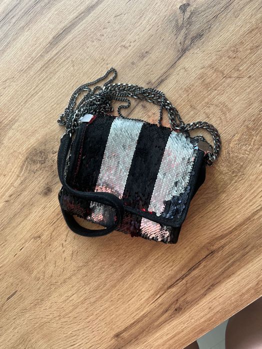 Нови чанти Furla, Zara