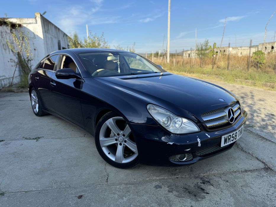 Dezmembrez Mercedes Cls 350 faceflit