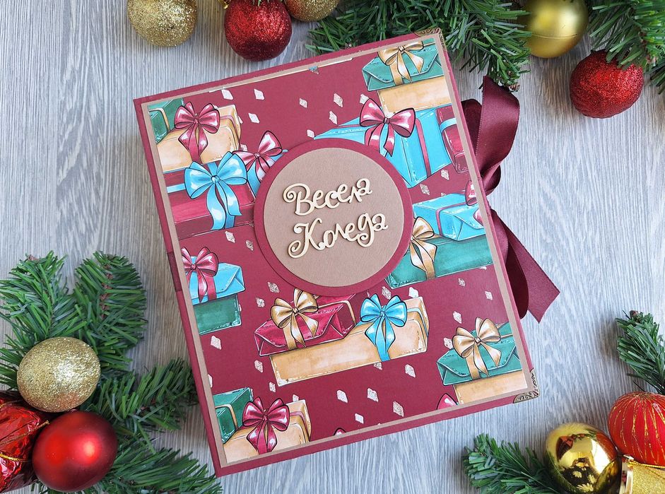 Коледен, скрапбук албум в бордо, ръчна изработка /52.25