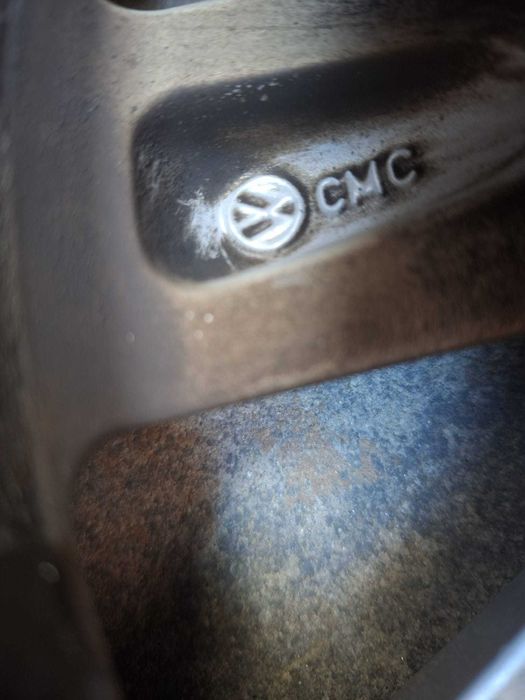 Jante VW.cu anvelope 215 65 16 Michelin iarna