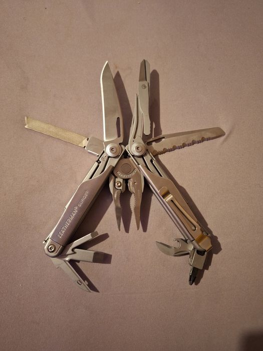 Leatherman Surge