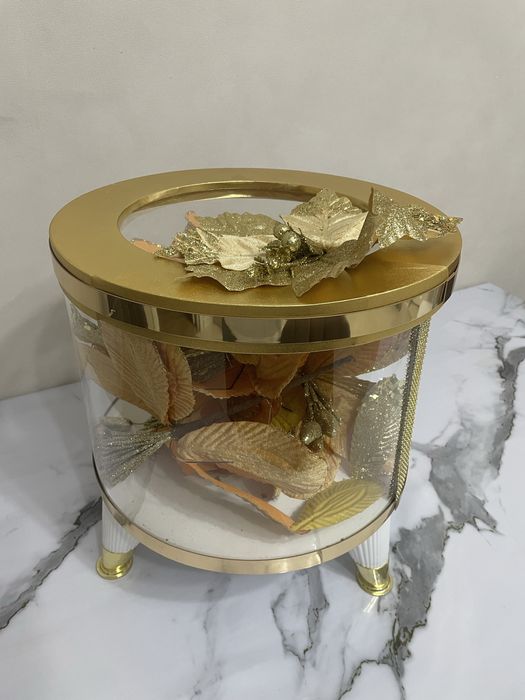 Продам красивую корзину для коржына