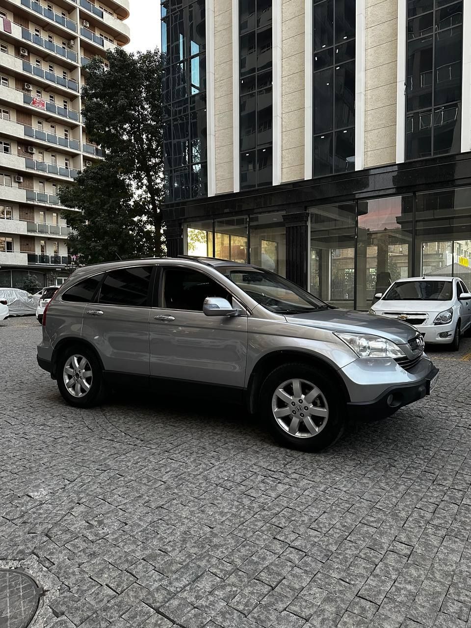 Продаётся Машина Honda CRV 2008