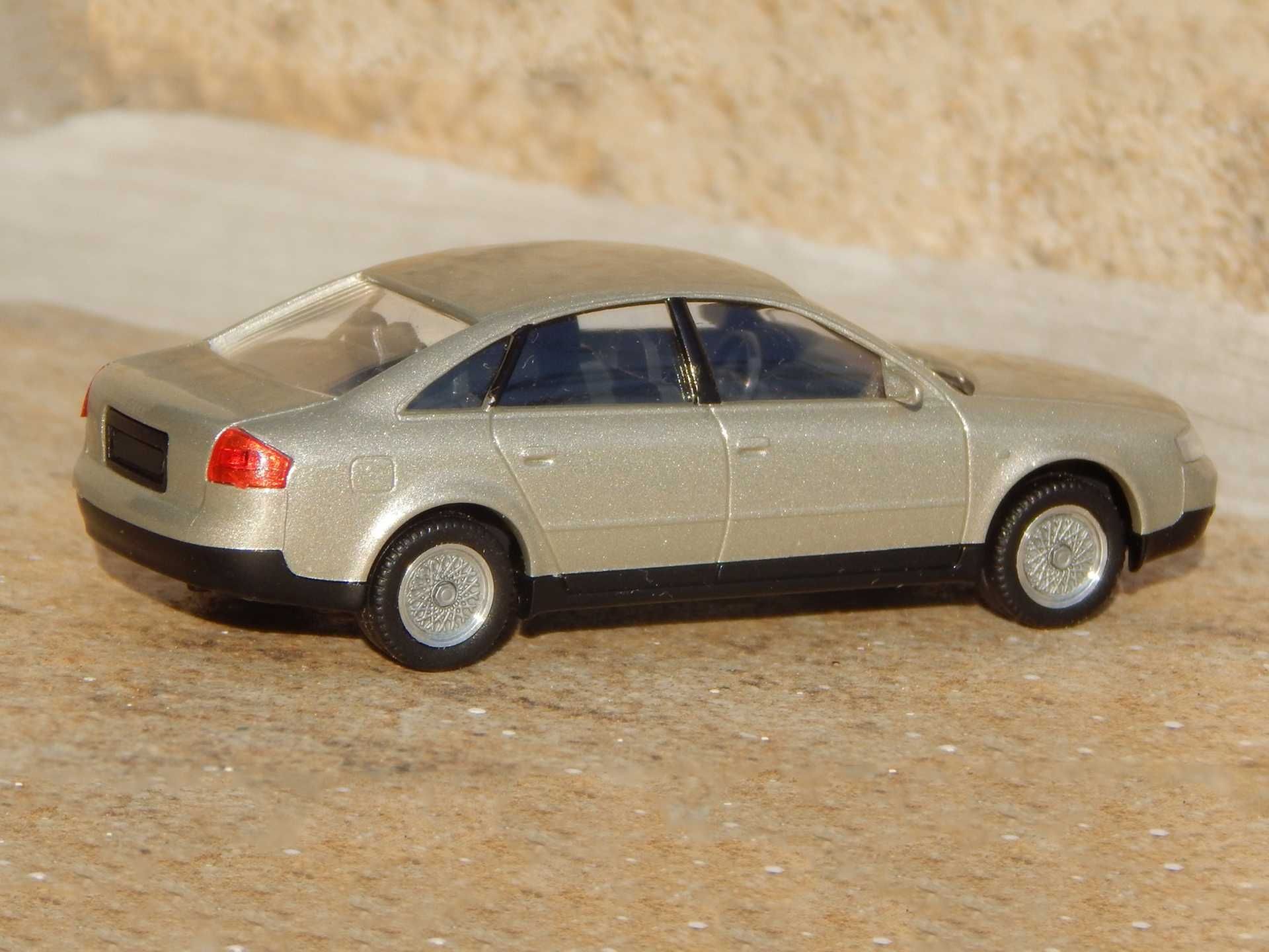 Macheta Audi A6 C5 (Typ 4B) Sedan 1997 Wiking Germania scara 1:87 HO