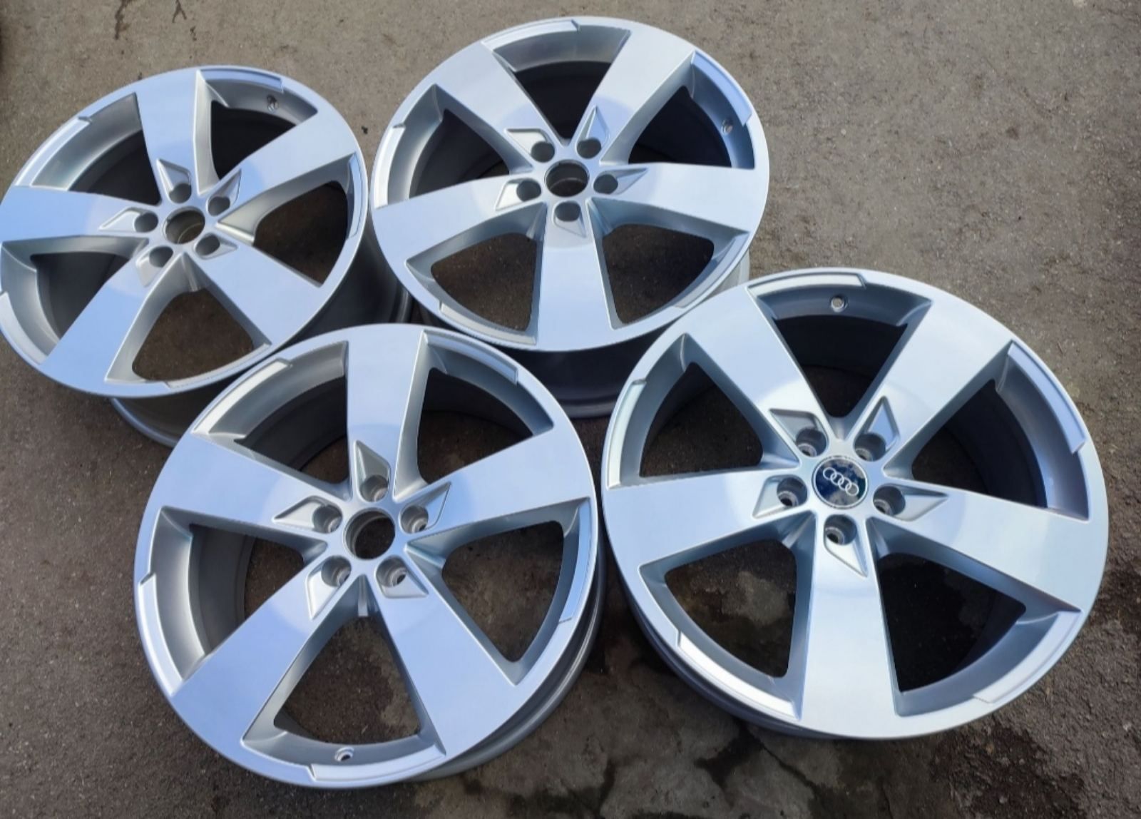 20" оригинални алуминиеви джанти за Audi A6/A6 All road/A4/Q5/Q7...