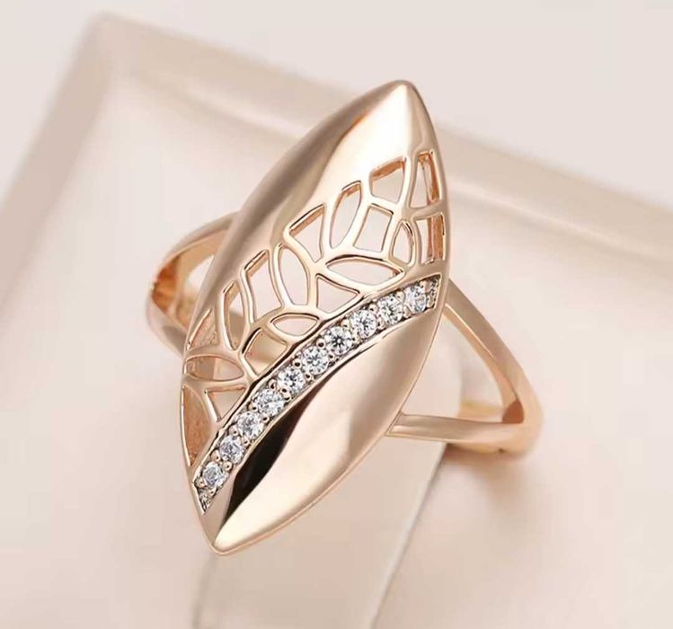 GR5, inel placat aur 14k,model deosebit, zirconiu alb, nou si marcat