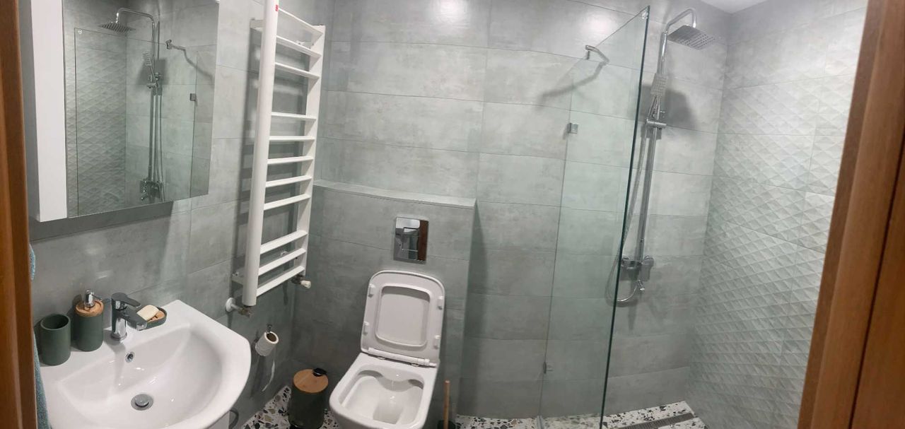 Дава се под наем Мезонет в Свиленград - 200 кв.м за 1020 € - Снимка #7