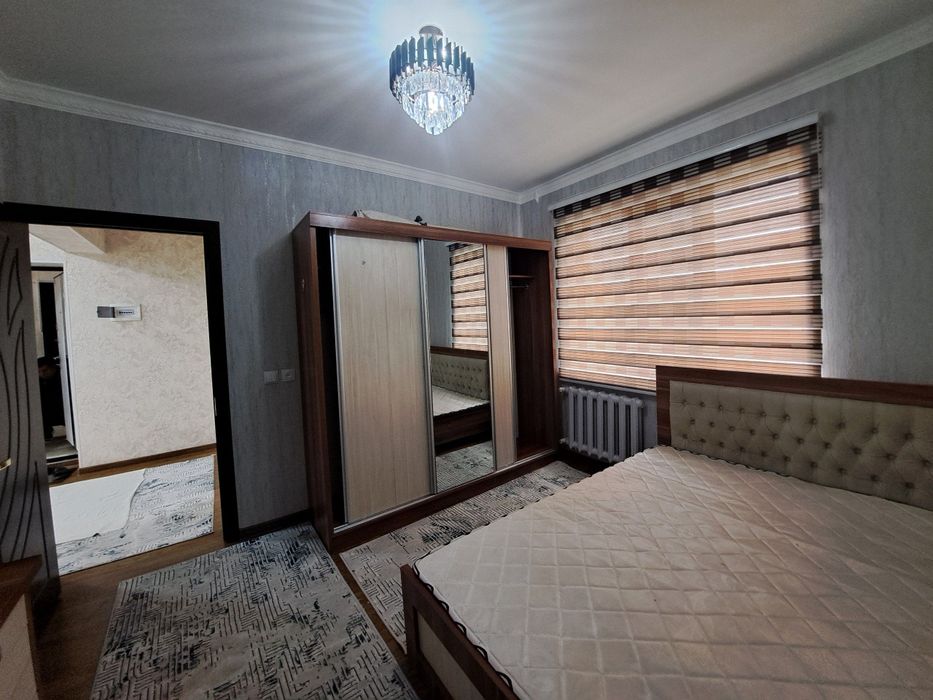 Чирчик шахар 
Детиский банетсани ёнида 
#2-хона 3-этаж 
Квартира