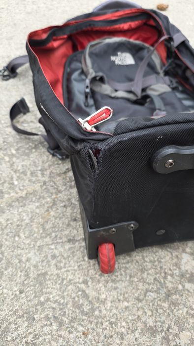 Troler the north face(nu american tourister)