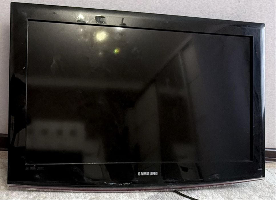 Телевизор Samsung