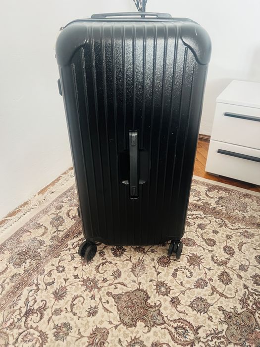 Valiză Rimowa originală – stare excelentă