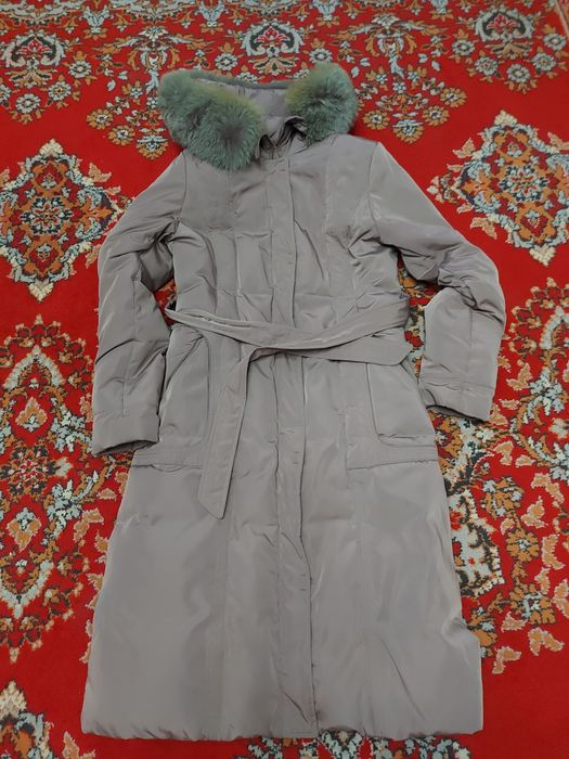 Зимний пуховик женский