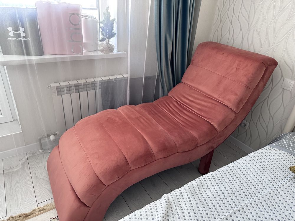 Продам диван шезлонг
