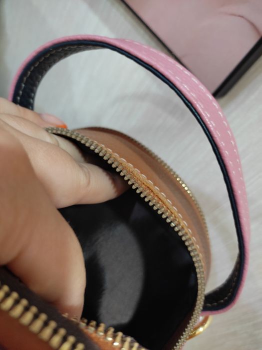 Продаю новую кожаную сумку