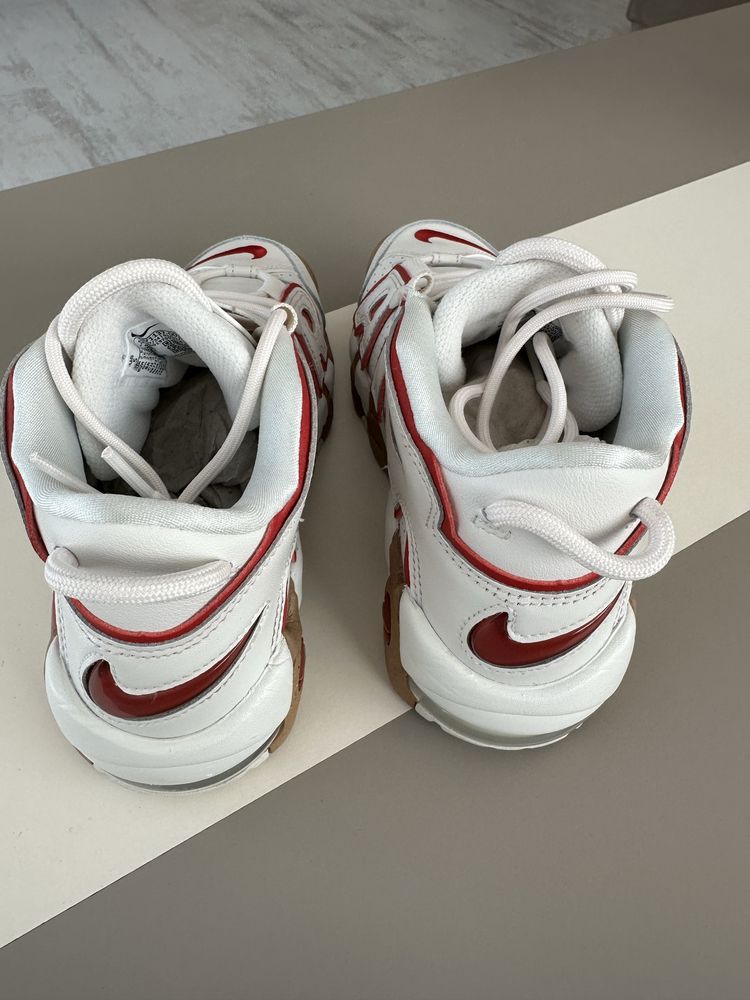 Маратонки Nike Up Tempo
