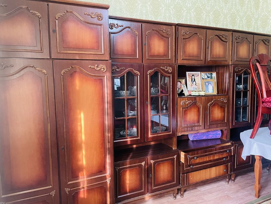 Шкаф гарнитур из дерева