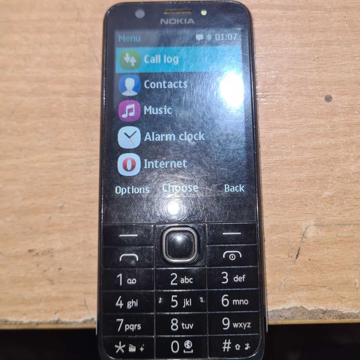 Продавам Нокиа 6300