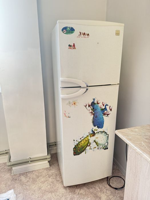 Продам Б/У рабочий Холодильник