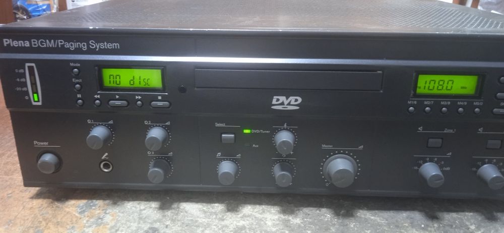 Продам трансляционный усилитель  BOSCH plena