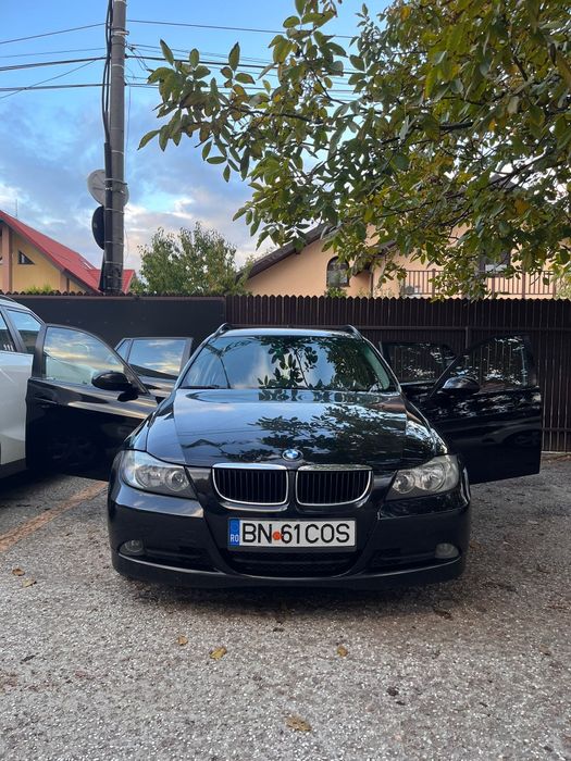 BMW E91 2007 - 3200€ **NEGOCIABIL**