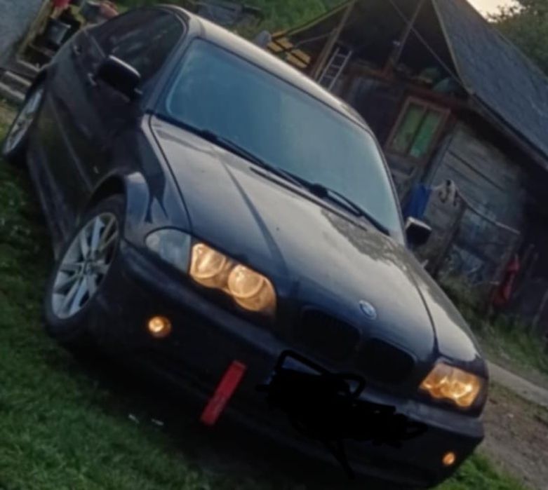 Vând două BMW-uri
(Manual 170 CP st