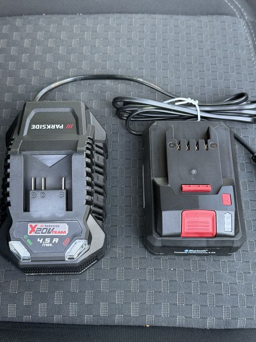Set Parkside acumulator 4Ah smart si incarcator 4,5A performance noi