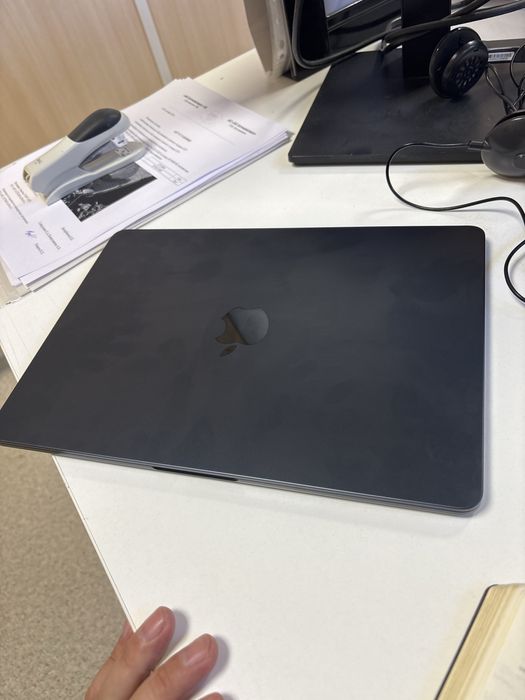 Macbook air m2 midnight 8/256