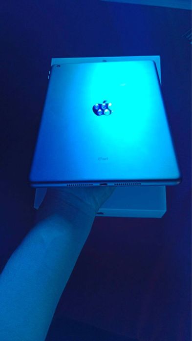 Apple Ipad 9  64 gb
