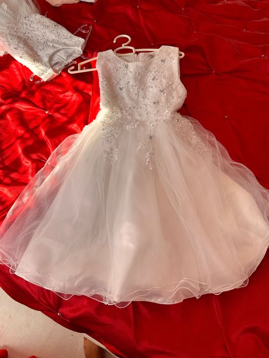 Рокля в отлично състояние