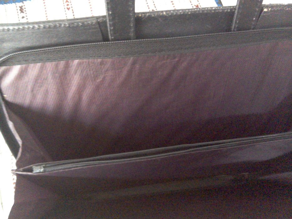 Geantă/mapă neagră office pentru laptop/tabletă/documente calculator