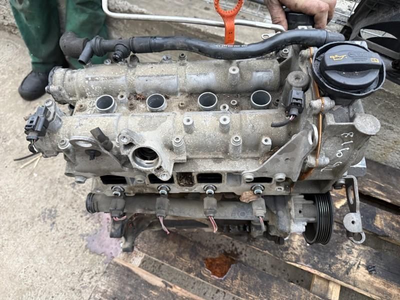 Motor complet fara anexe Volkswagen Passat B7 (2010-2014) 1.4 tsi Caxa CAXA
