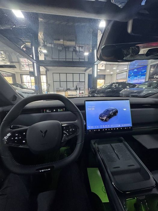Voyah elektr 2025