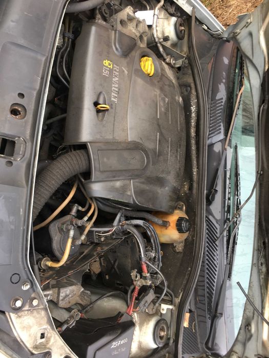 Dezmembrez/Piese Toyota Yaris 1.4 D4D si 1.3 Benzina