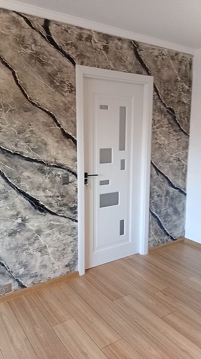 Vând apartament cu 2 camere, semidecomandat, 48mp utili.