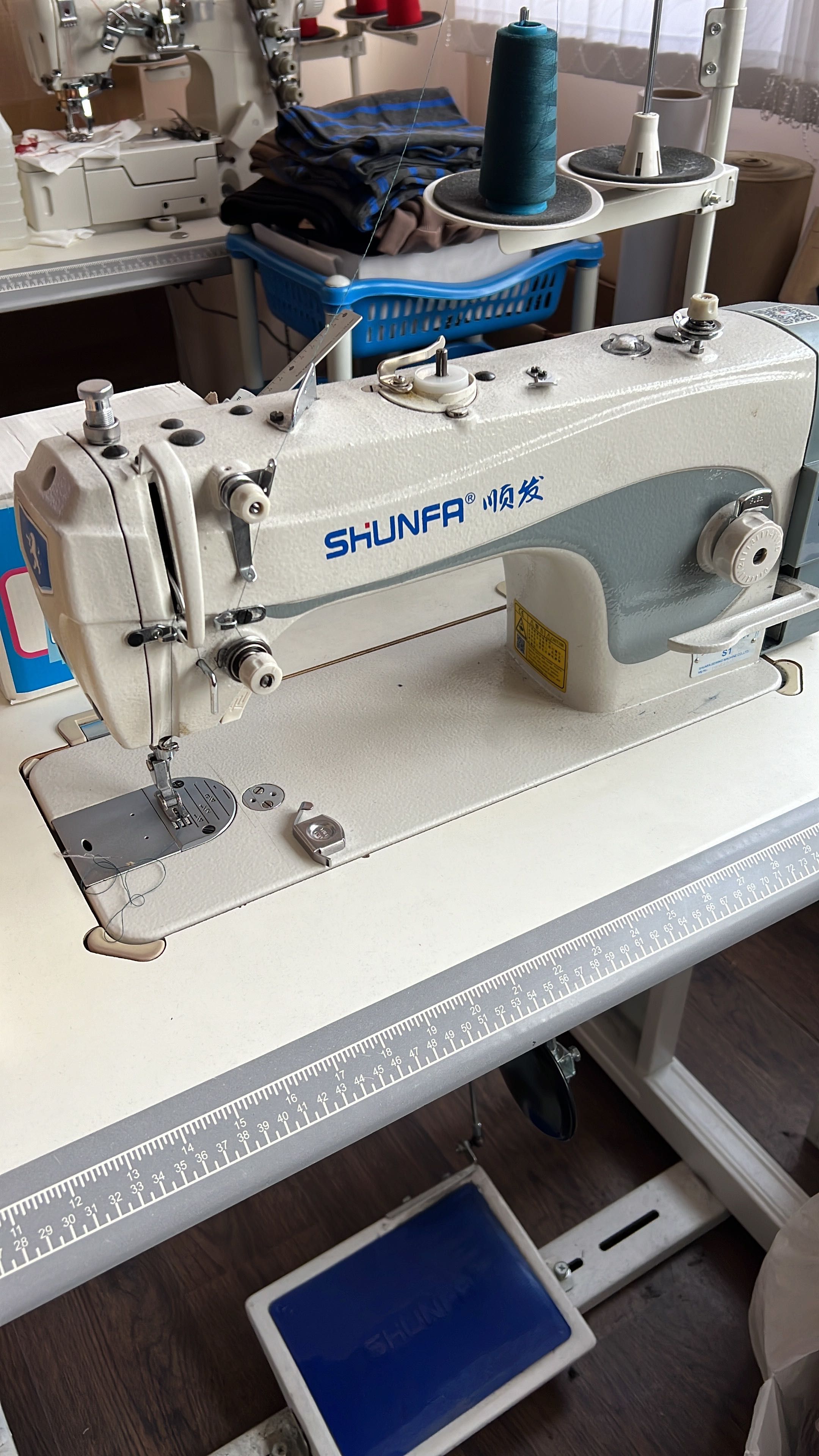 Швейная машина Shunfa S1 белый, синий