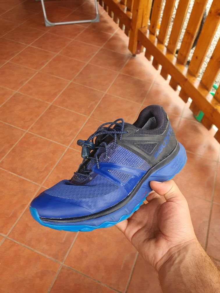 Adidasi drumetie Salomon Goretex EnergyCell 41