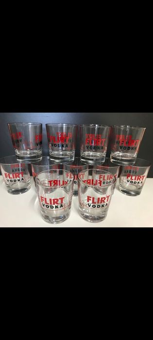 Чаши за уиски савой и водка флирт