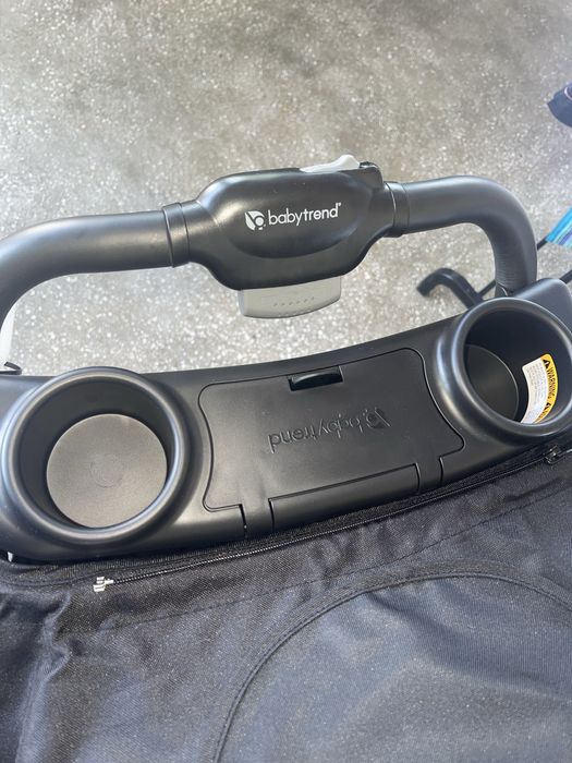 Carucior pentru gemeni babytrend, nou cu cutie