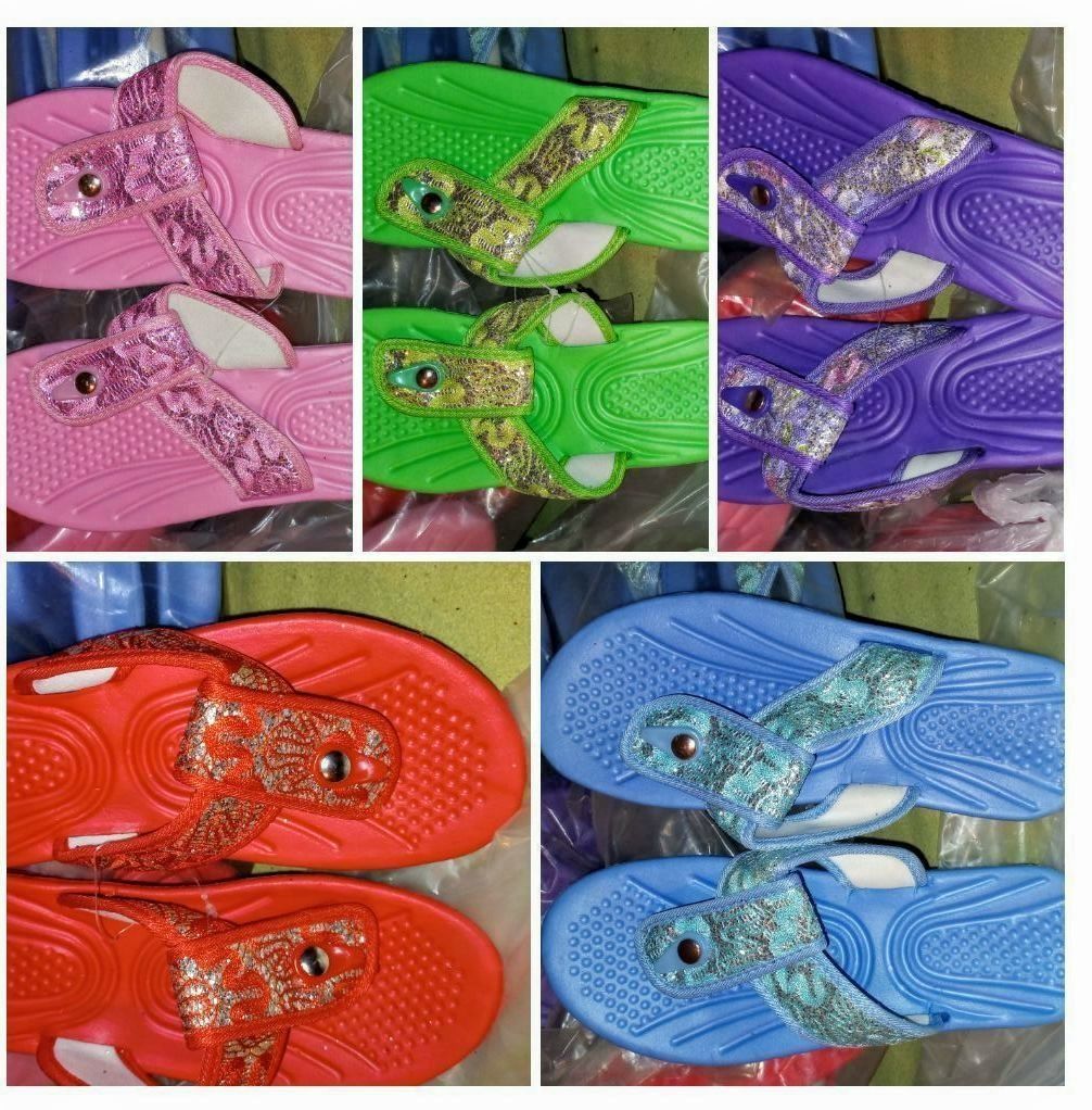 2 perechi papuci de vara / șlapi, flip-flops, noi, nepurtati, mov