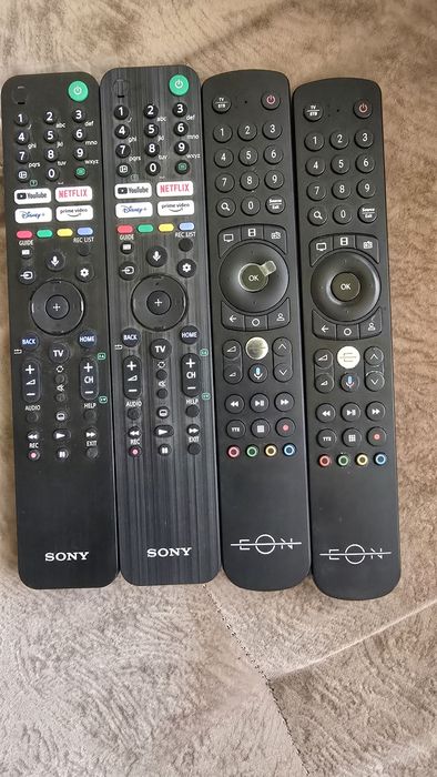 Продавам дистанционно управление за телевизор Сони оригинално.