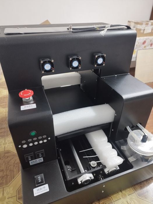 Imprimanta de inscriptionat lumanari 3D