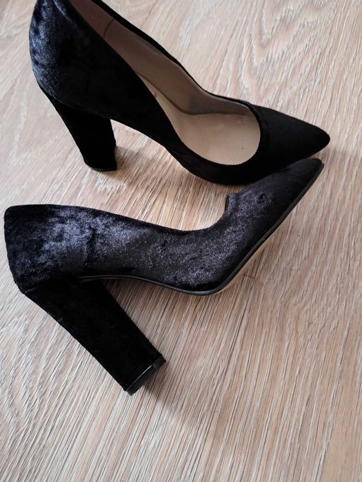 Vand pantofi marimea 36