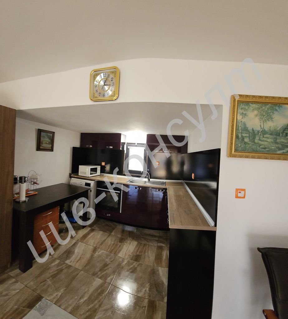 Продава се Къща в Лясковец - 184 кв.м за 542 €/кв.м - Снимка #1